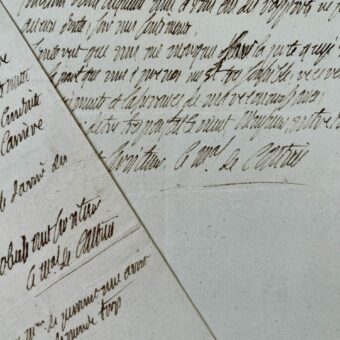 Ensemble de deux lettres d'émigration du maréchal de Castries au valet de chambre de Louis XVIII
