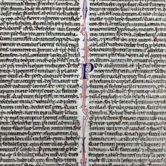 Feuillet de bible datant du XIIIe siècle, contenant le passage du Livre des Juges sur Samson et Dalila