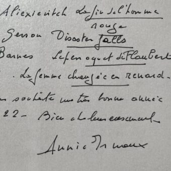 Annie Ernaux donne ses conseils de lecture : Jack London, Buzzati, Alexievitch, Gerson, Barnes...