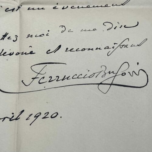 Le compositeur italien Ferruccio Busoni chérit son art et sa bibliothèque