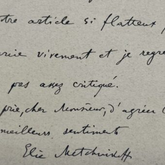 Le bactériologiste et prix Nobel Ilya Metchnikov regrette un article trop élogieux