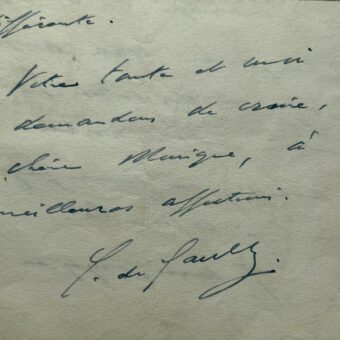 Charles de Gaulle se souvient des années noires et de "la masse immense attentiste ou indifférente"