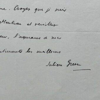 Le jeune Julien Green fait paraître son tout premier roman : "Mont-Cinère"