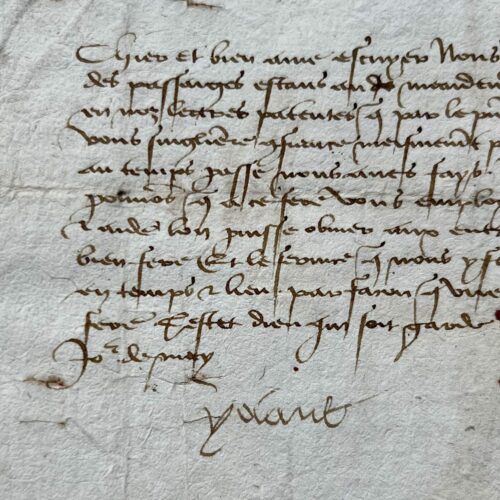 Yolande de France, soeur de Louis XI et duchesse de Savoie, ordonne la défense de Rossillon, en Bugey, contre des mercenaires